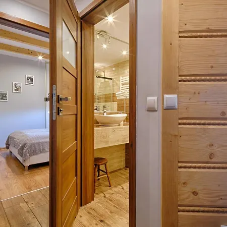 Apartament Szarotka Grota Solna